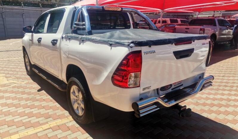 2016 Toyota Hilux 2.4GD-6 Double Cab SRX full