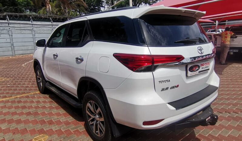 2017 TOYOTA FORTUNER 2.8DG-6 4X2 For Sale full