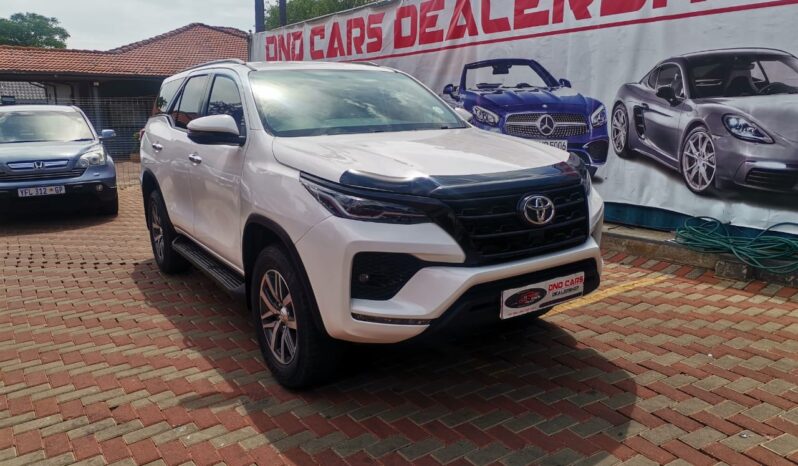 2017 TOYOTA FORTUNER 2.8DG-6 4X2 For Sale full