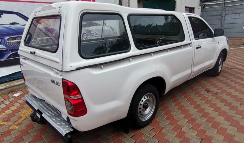 2013 Toyota Hilux 2.5D-4D SRX For Sale full