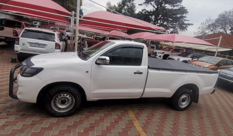 2014 Toyota Hilux vvti 2.0 For Sale full