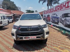 2023 Toyota Hilux 2.8GD-6 Legend 4×4 For Sale