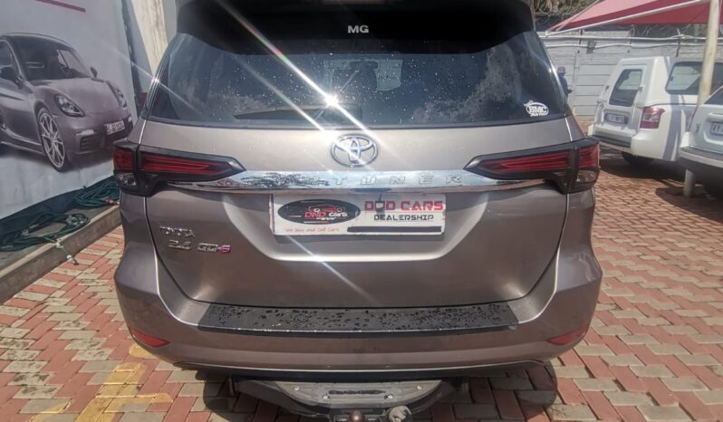 2017 Toyota Fortuner 2.4GD-6 For Sale full