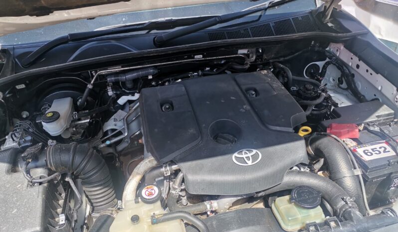 2019 Toyota Hilux 2.4GD-6 SRX 4X4 For Sale full