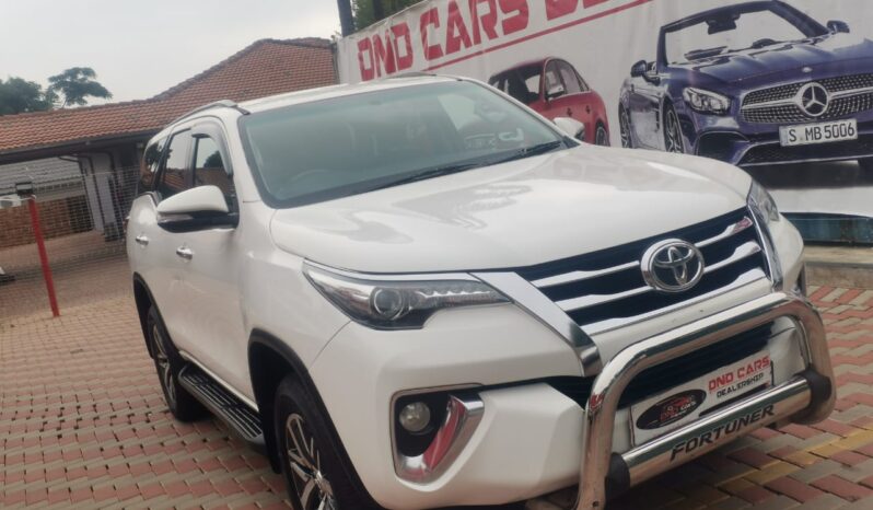 2017 TOYOTA FORTUNER 2.8 4X4For Sale full