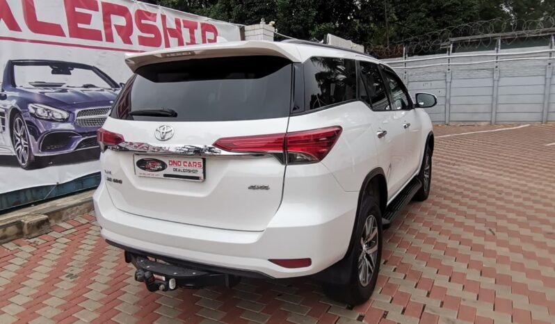 2017 TOYOTA FORTUNER 2.8 4X4For Sale full