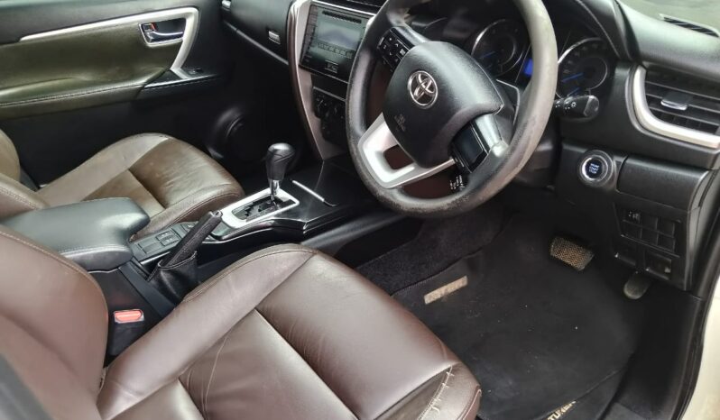 2018 TOYOTA FORTUNER FORTUNER 2.4GD-6 R/B full