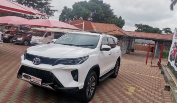 2023 Toyota Fortuner 2.4gd-6 full