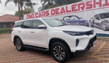 2023 Toyota Fortuner 2.4gd-6 full