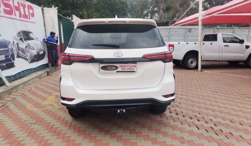 2023 Toyota Fortuner 2.4gd-6 full