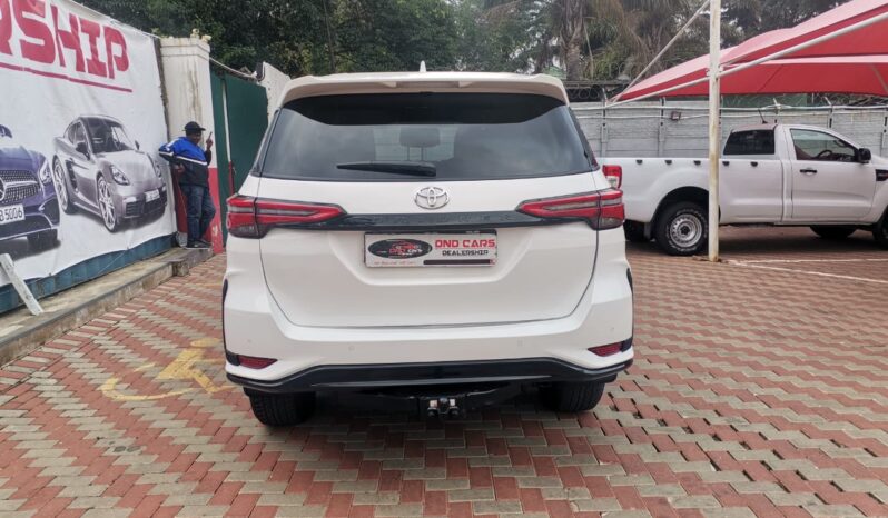 2023 Toyota Fortuner 2.4gd-6 full